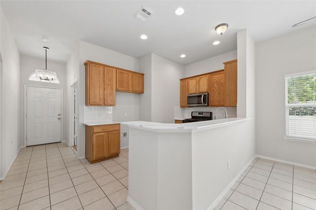 1605 Spanish Moss Way, Savannah, TX 76227