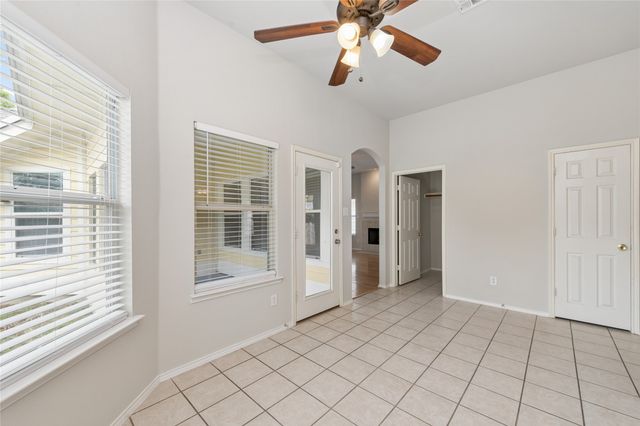 1605 Spanish Moss Way, Savannah, TX 76227