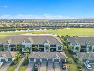 5711 PALMER CIRCLE 206, Bradenton, FL 34211