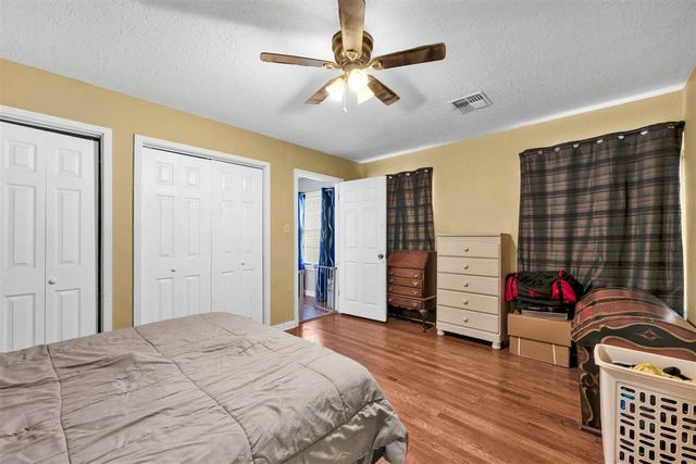 2111 NW Dearborn Ave, Lawton, OK 73505