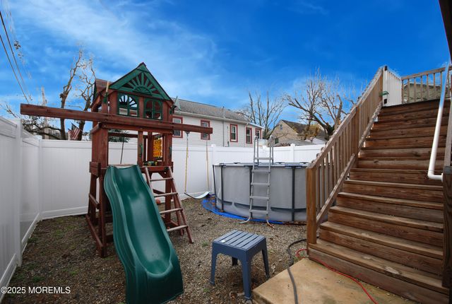 25 Beach Boulevard, Highlands, NJ 07732