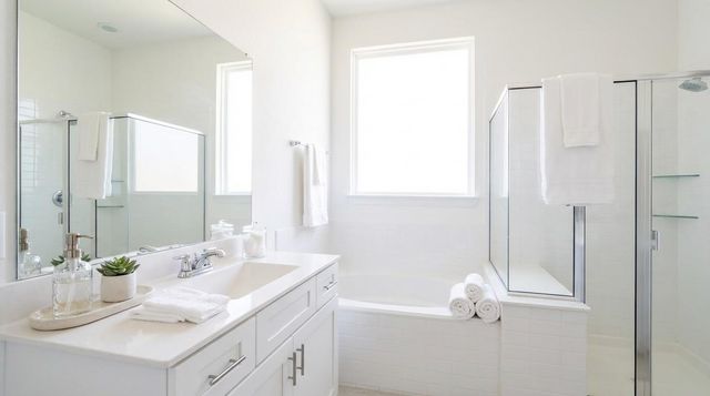 18219 Ellerden Forest Drive, Tomball, TX 77377