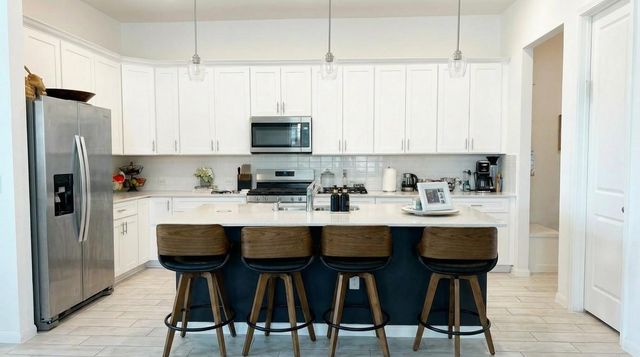 18219 Ellerden Forest Drive, Tomball, TX 77377