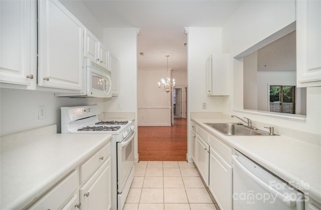 5617 Fairview Road 2, Charlotte, NC 28209