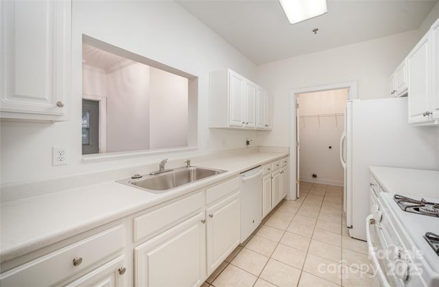 5617 Fairview Road 2, Charlotte, NC 28209