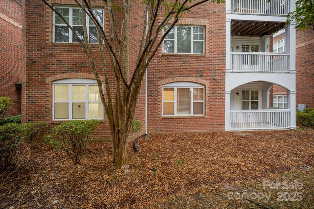 5617 Fairview Road 2, Charlotte, NC 28209