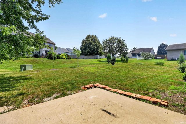 404 Hertiage Drive, Delphi, IN 46923