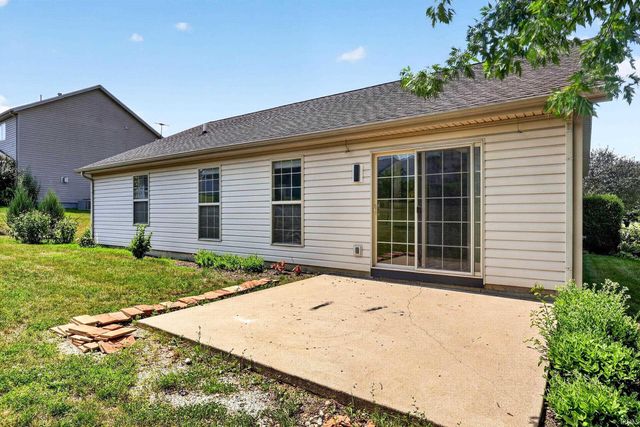 404 Hertiage Drive, Delphi, IN 46923