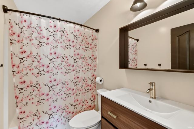 404 Hertiage Drive, Delphi, IN 46923