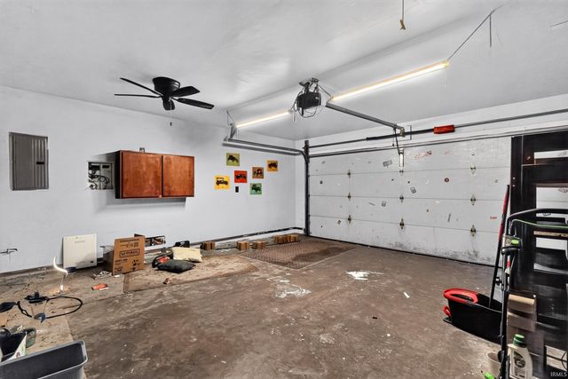 404 Hertiage Drive, Delphi, IN 46923