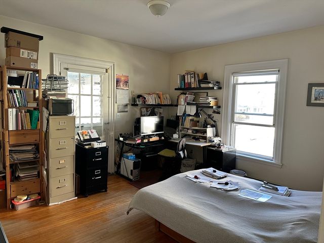 84 Walker 1, Newton, MA 02460