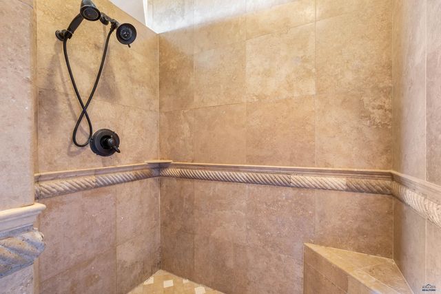 3911 CITY VIEW DR, Rapid City, SD 57701