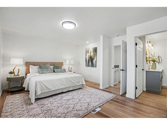 2752 S Lansing Way, Aurora, CO 80014