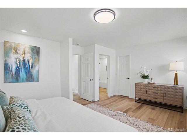 2752 S Lansing Way, Aurora, CO 80014