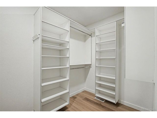 2752 S Lansing Way, Aurora, CO 80014