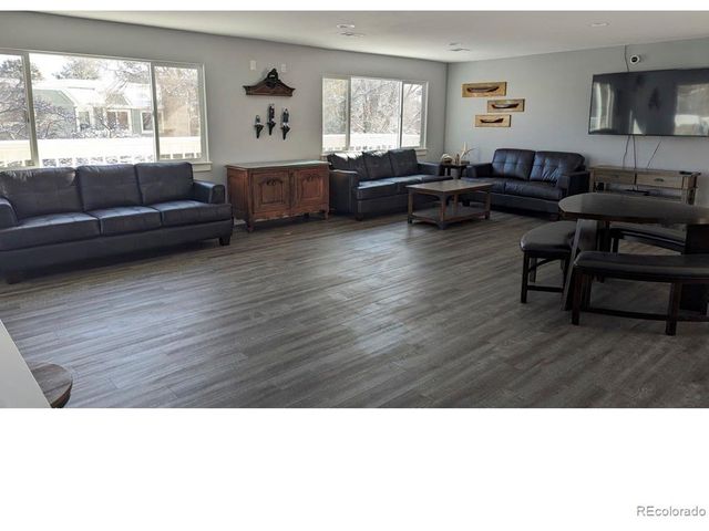 2752 S Lansing Way, Aurora, CO 80014