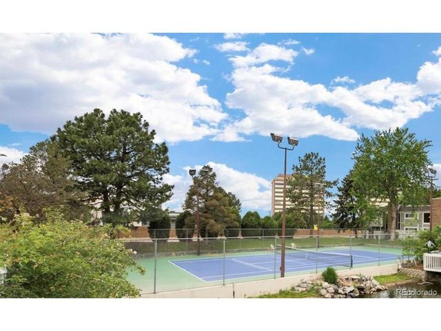 2752 S Lansing Way, Aurora, CO 80014