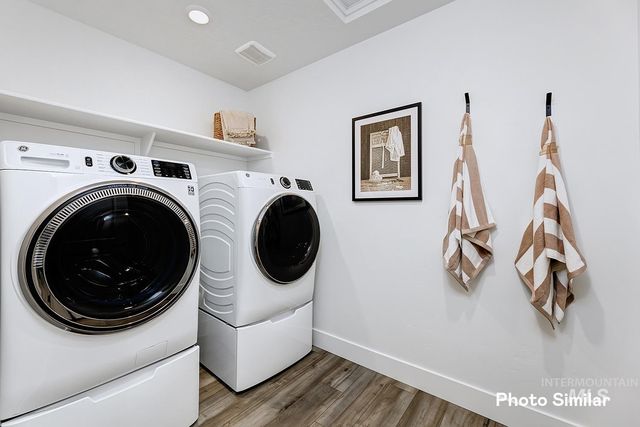 5084 N Bartok Ave, Meridian, ID 83646