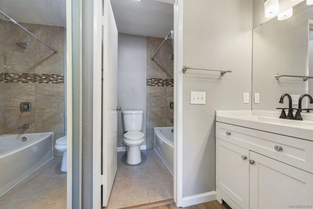 8393 Capricorn 91, San Diego, CA 92126