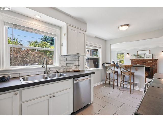 6406 Se 45TH Ave, Portland, OR 97206