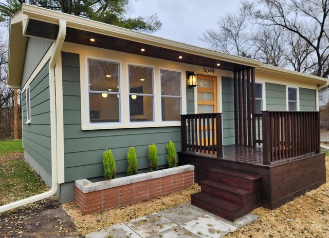 5049 Indiana Place, Gary, IN 46409