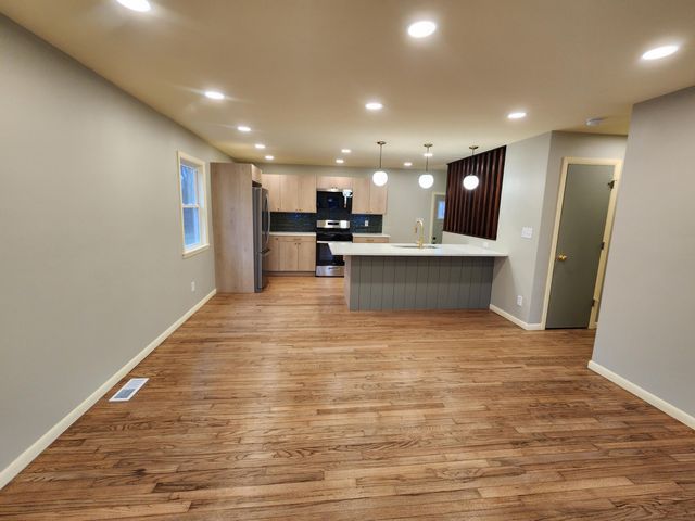 5049 Indiana Place, Gary, IN 46409