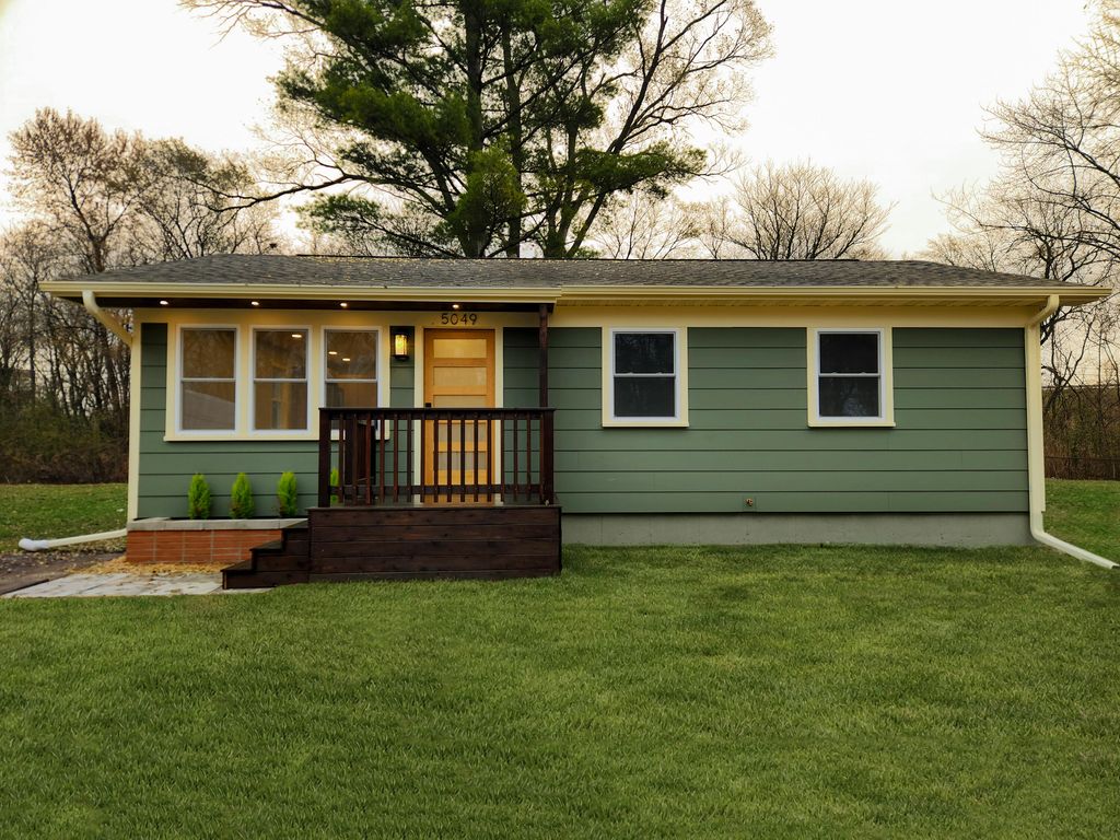 5049 Indiana Place, Gary, IN 46409