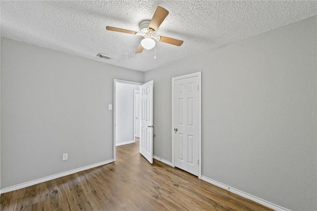 710 13th Street N, Texas City, TX 77590