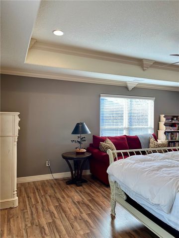 321 Essex Way, Centerton, AR 72719