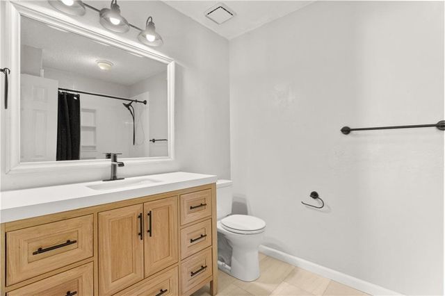 17209 51st Terrace Court S, Independence, MO 64055