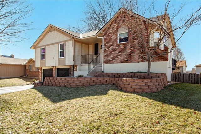 17209 51st Terrace Court S, Independence, MO 64055