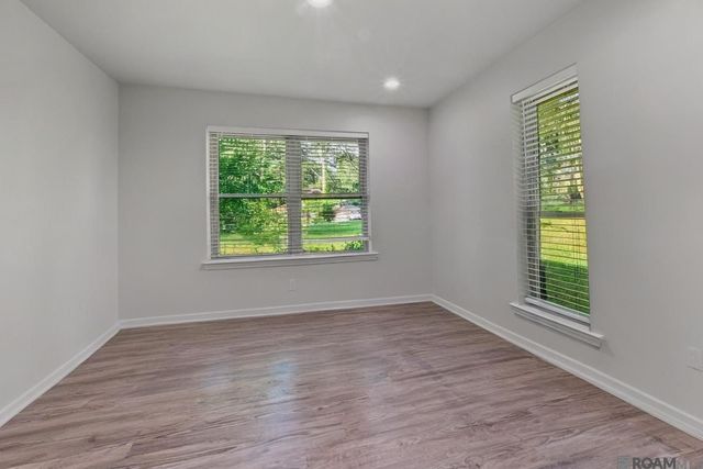 10890 Brown Rd, St Francisville, LA 70775