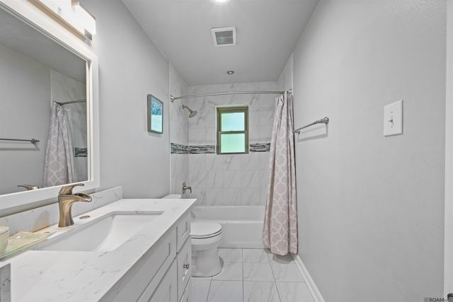 10890 Brown Rd, St Francisville, LA 70775