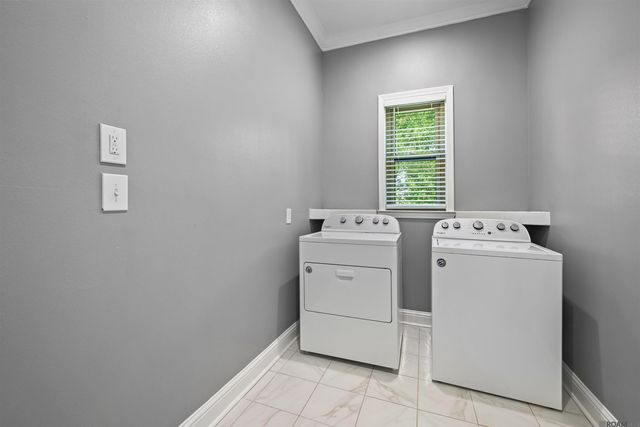 10890 Brown Rd, St Francisville, LA 70775
