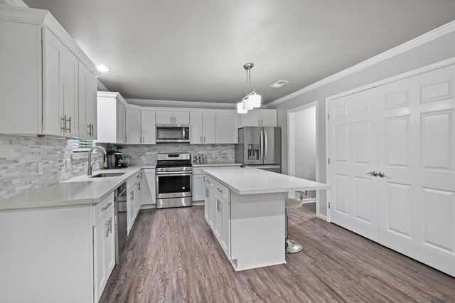 10890 Brown Rd, St Francisville, LA 70775