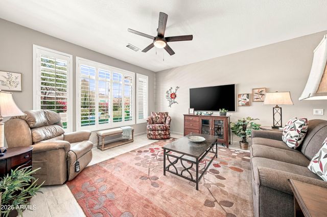 13664 W RAVENSWOOD Drive, Sun City West, AZ 85375