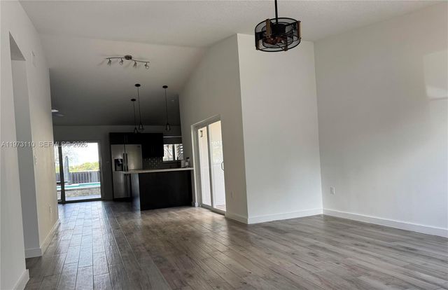 10042 SW 147th Pl, Miami, FL 33196