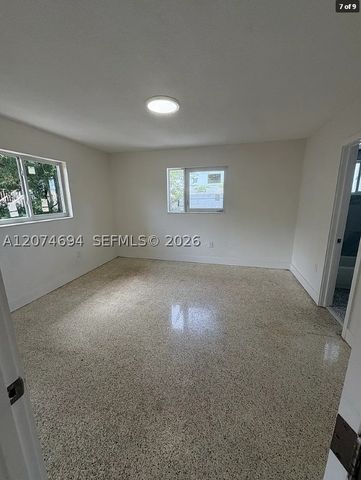 1811 NW 19th Ter 8, Miami, FL 33125
