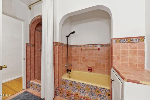 1412 Norton Avenue, Glendale, CA 91202