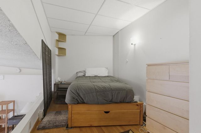 12 Stoneholm Street 425, Boston, MA 02115