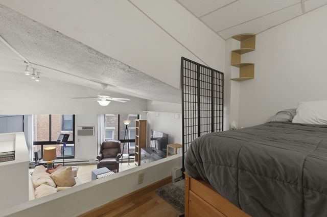 12 Stoneholm Street 425, Boston, MA 02115