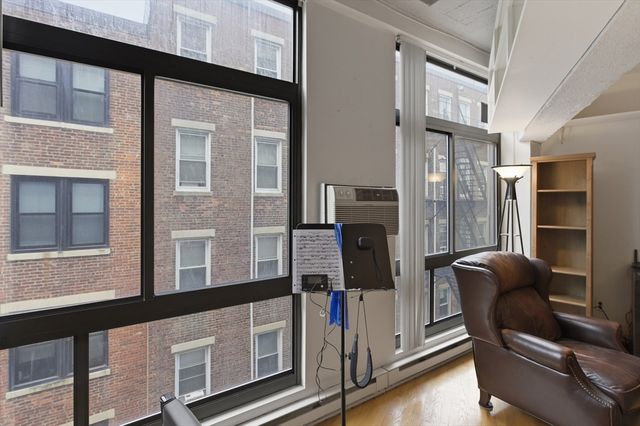 12 Stoneholm Street 425, Boston, MA 02115