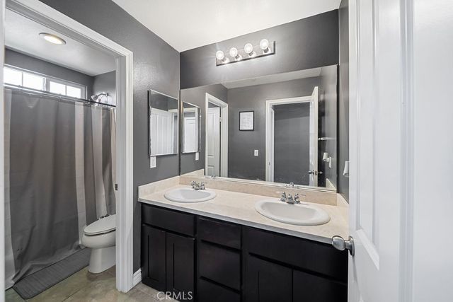 17582 Comfrey Dr., San Bernardino, CA 92407
