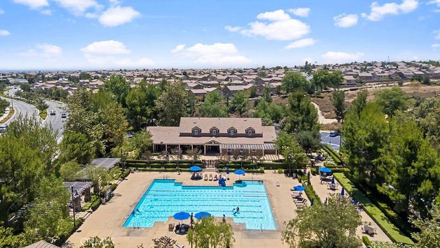 17582 Comfrey Dr., San Bernardino, CA 92407