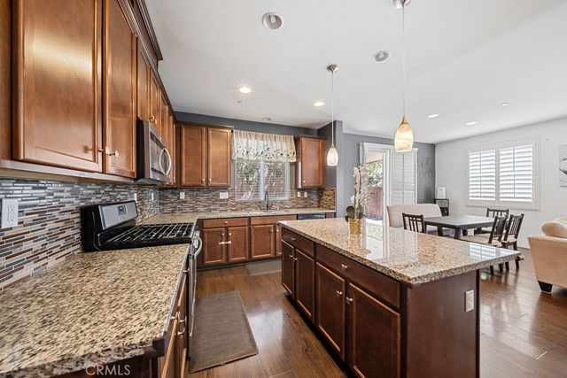 17582 Comfrey Dr., San Bernardino, CA 92407