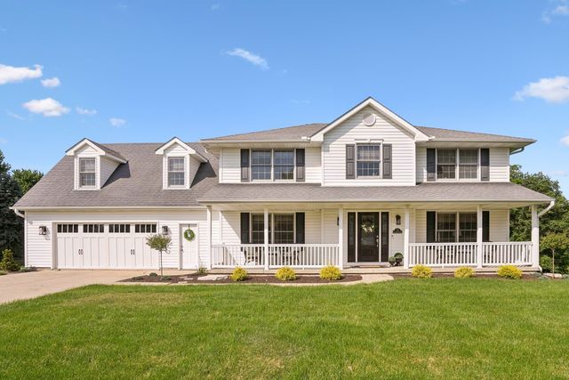71 Hickory Court, Geneseo, IL 61254