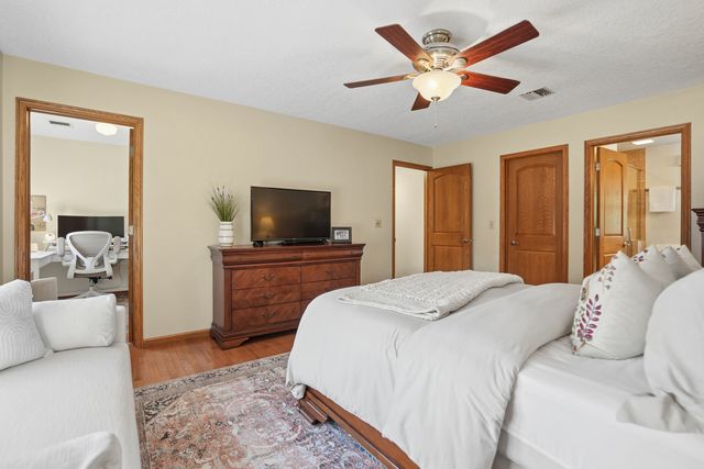 71 Hickory Court, Geneseo, IL 61254