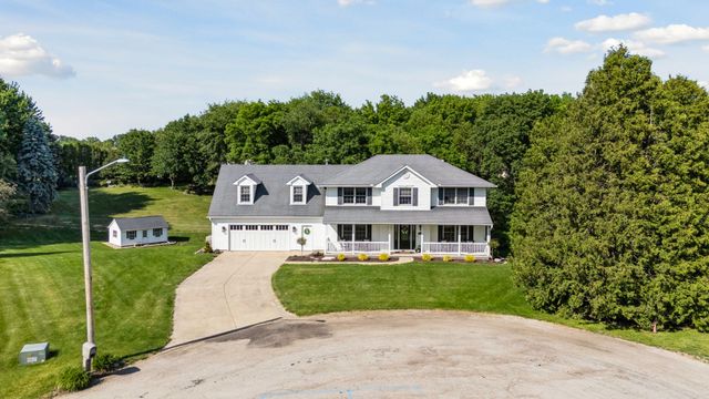 71 Hickory Court, Geneseo, IL 61254