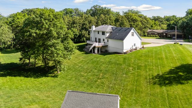 71 Hickory Court, Geneseo, IL 61254