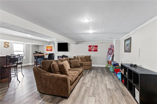 12725 W 116th Street, Overland Park, KS 66210